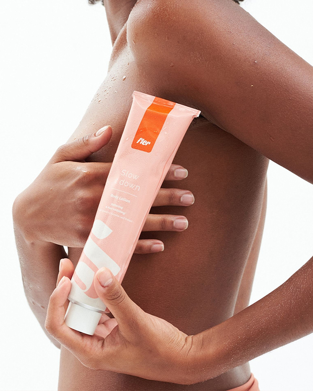 קרם לחות להאטת צמיחת שיער