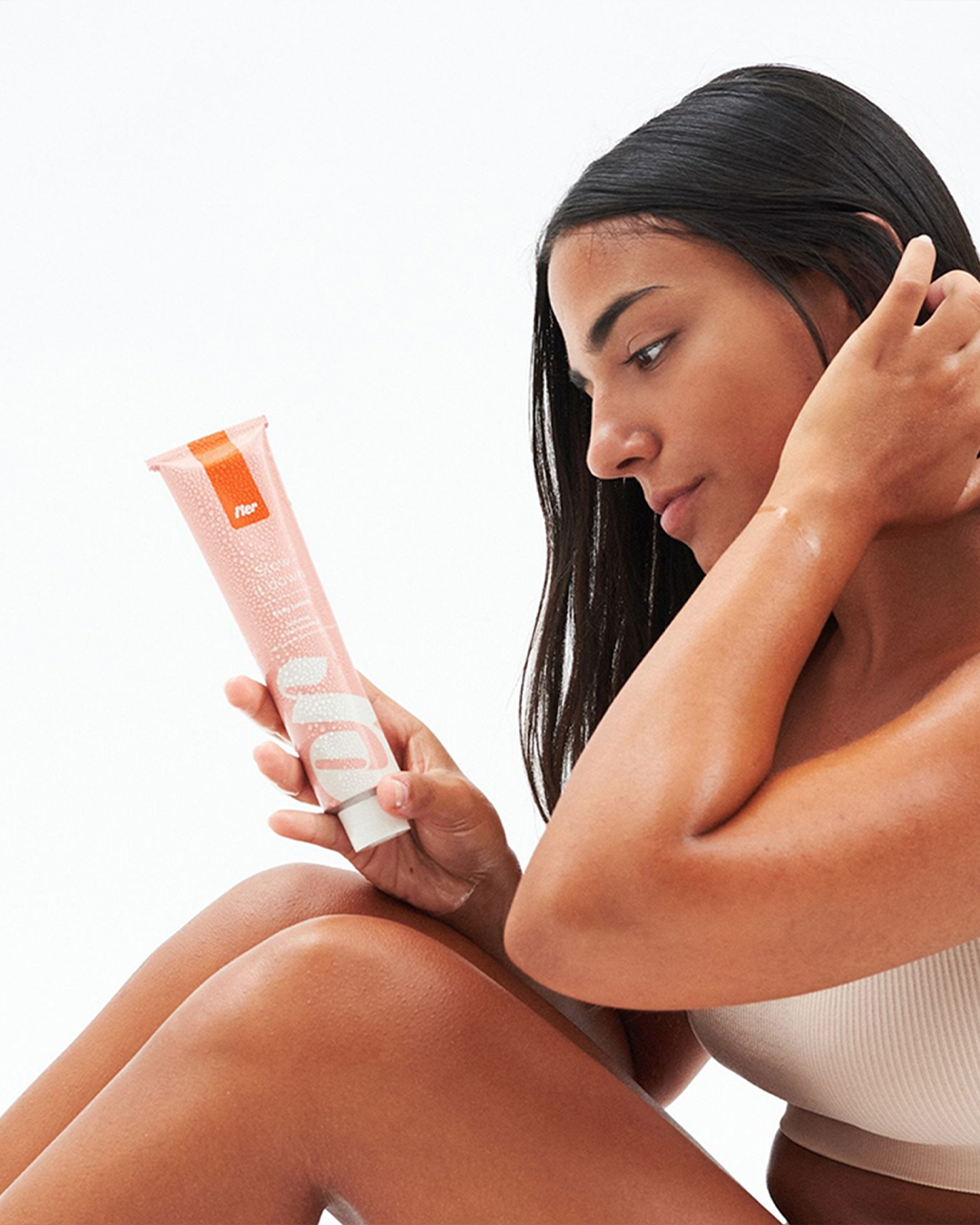 קרם לחות להאטת צמיחת שיער